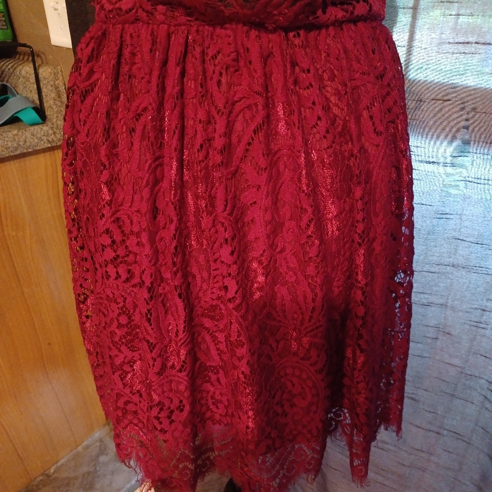 Dress - Picture 6 of 7